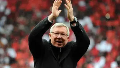 Alex Ferguson có sự nghiệp thành công hơn ở vai trò huấn luyện viên