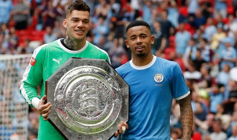 Có nhiều đội bóng, cá nhân giành được thành tích đáng nể khi tham gia Community Shield