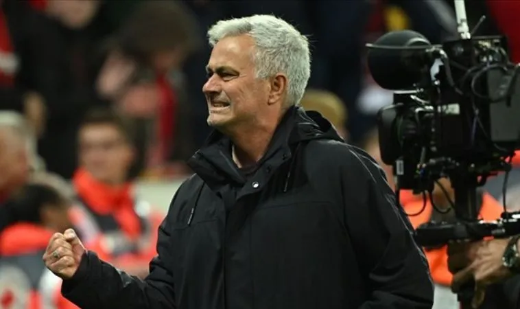 Mourinho bị sa thải đến 6 lần trong suốt sự nghiệp làm huấn luyện viên của mình