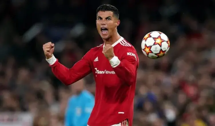 Mức lương của Ronaldo nhận được lên tới gần 13 tỷ đồng